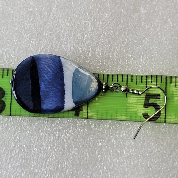 Blue Oval Light Earrings - Picture 4 of 8